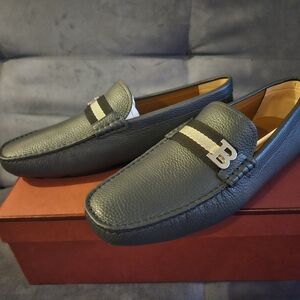 Navy Leather Men's Driving Loafers with Contrast Ribbon